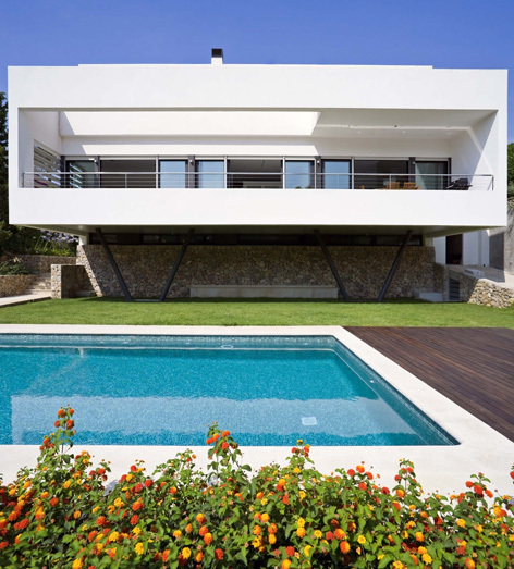 Villa Bonanova / CMV Architects