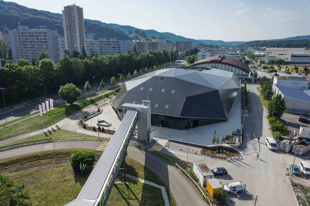 Umwelt Arena / Rene Schmid Architekten