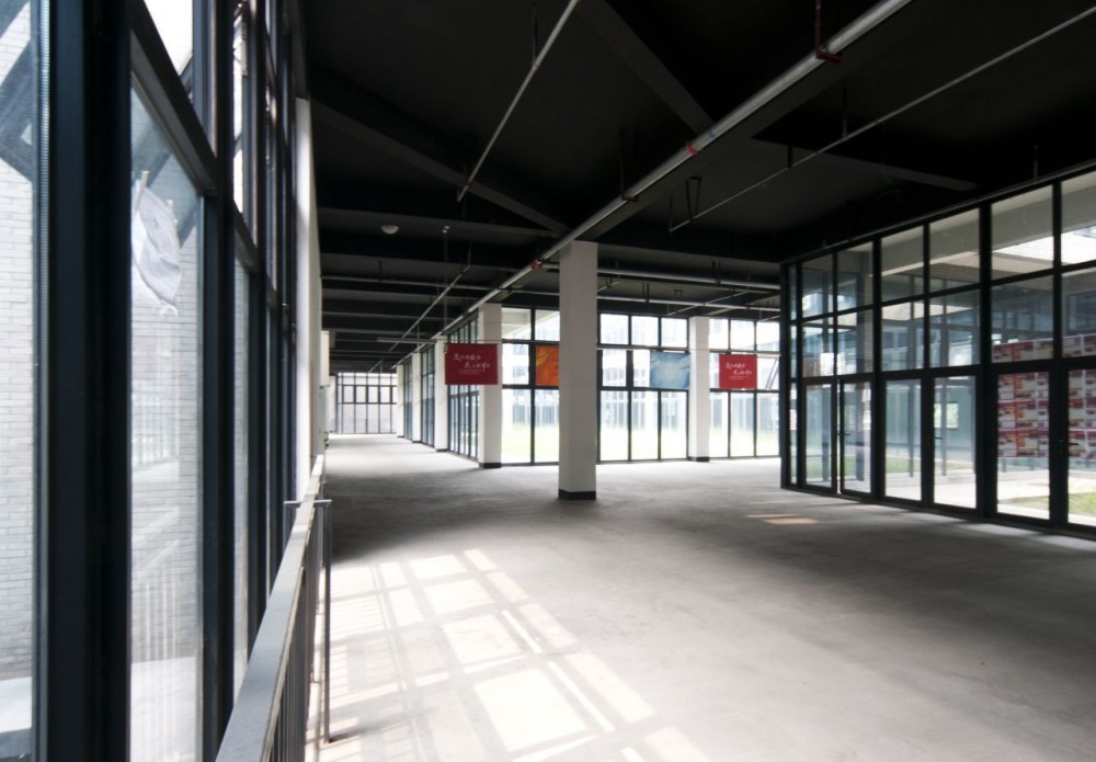 Sky Courts / Höweler + Yoon Architecture