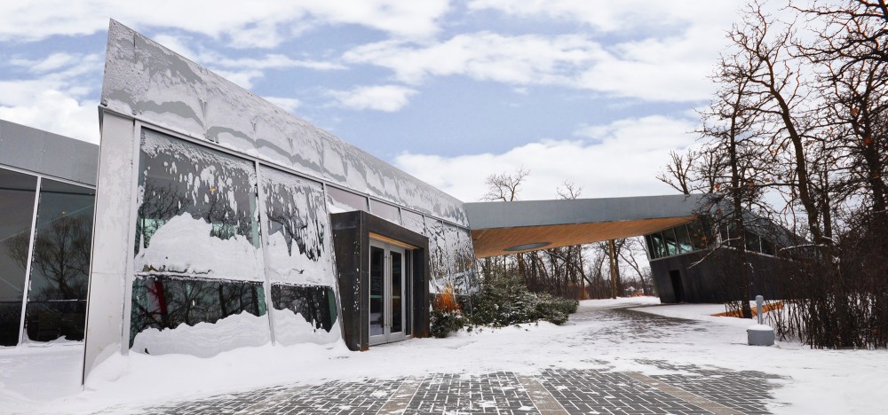 The Qualico Family Centre / Number TEN Architectural