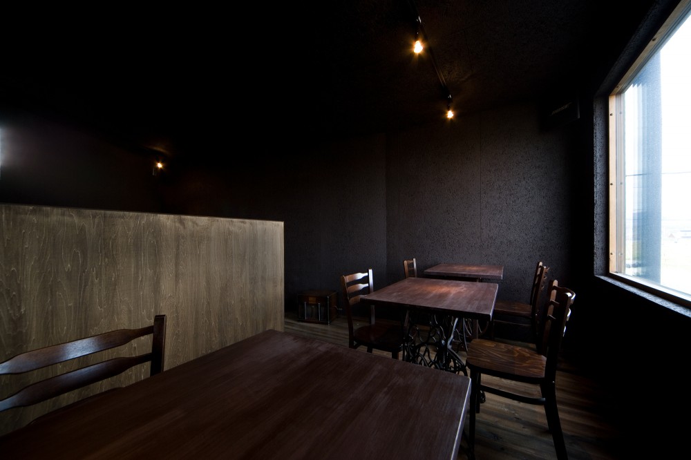 Roji / Nadamoto Yukiko Architects