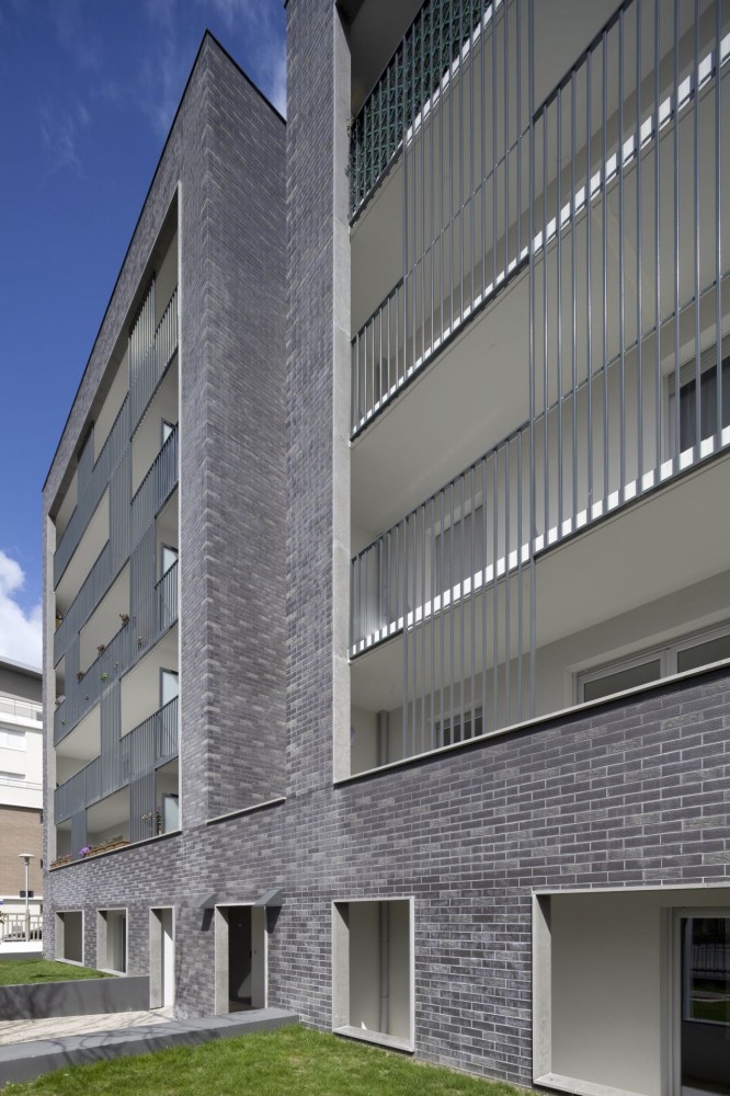 Saint Denis Housing / Ateliers O-S architectes