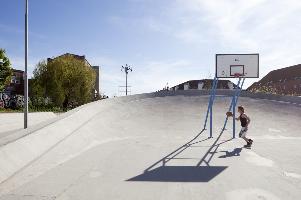 Superkilen / Topotek 1 + BIG + Superflex