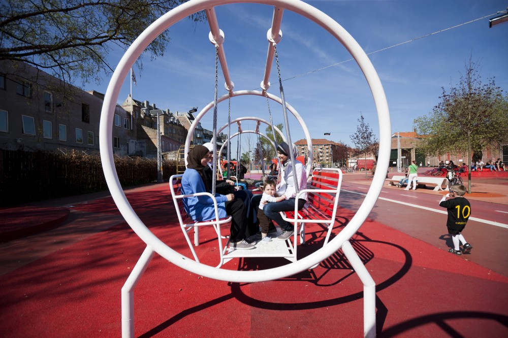 Superkilen / Topotek 1 + BIG + Superflex