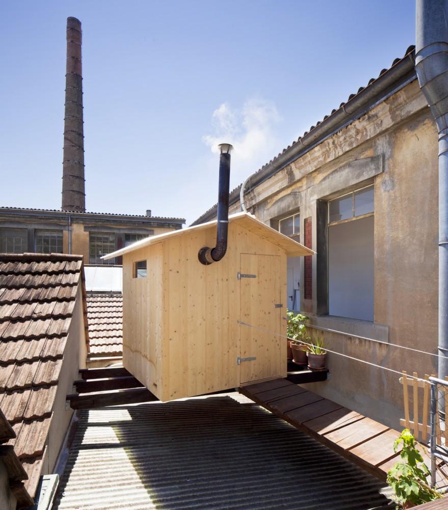 A Sauna  / BUREAU A