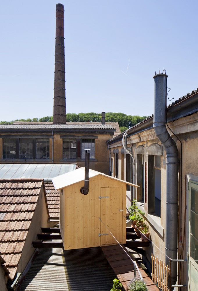 A Sauna  / BUREAU A
