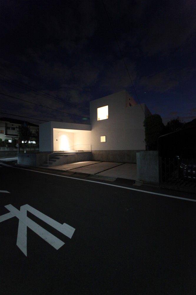 Gallery of Minerals and Atelier / THREE.BALL.CASCADE.
