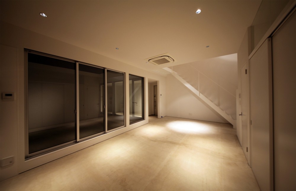 Gallery of Minerals and Atelier / THREE.BALL.CASCADE.