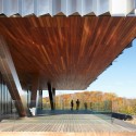 Terrence Donnelly Health Sciences Complex / Kongats Architects Terrence Donnelly Health Sciences Complex / Kongats Architects © Shai Gill