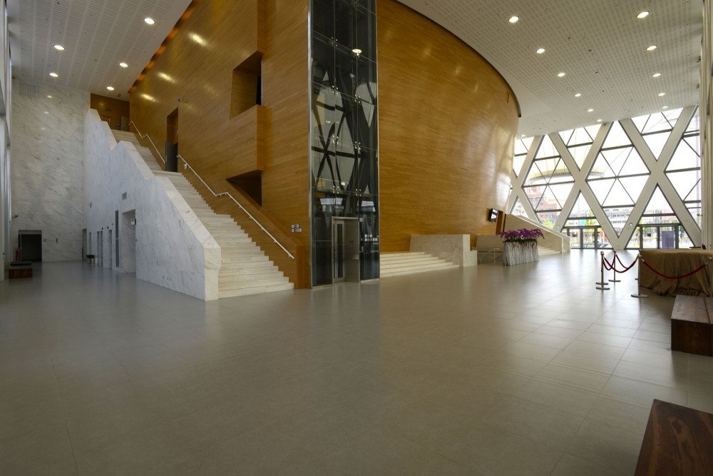 Dadong Art Center / Cie + MAYU architects
