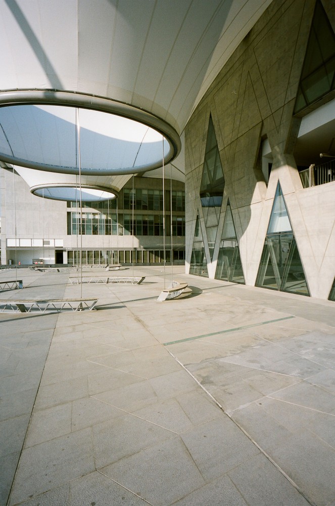 Dadong Art Center / Cie + MAYU architects