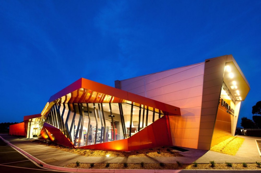 Katsumata Centre / James Deans & Associates