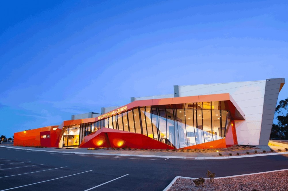 Katsumata Centre / James Deans & Associates