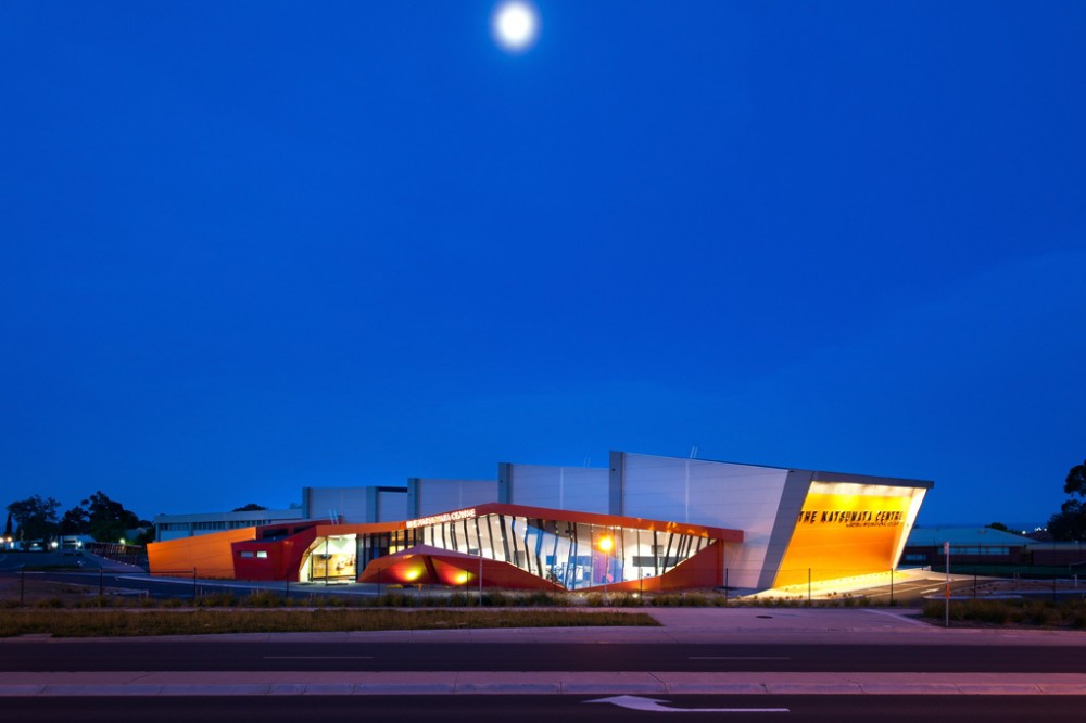 Katsumata Centre / James Deans & Associates