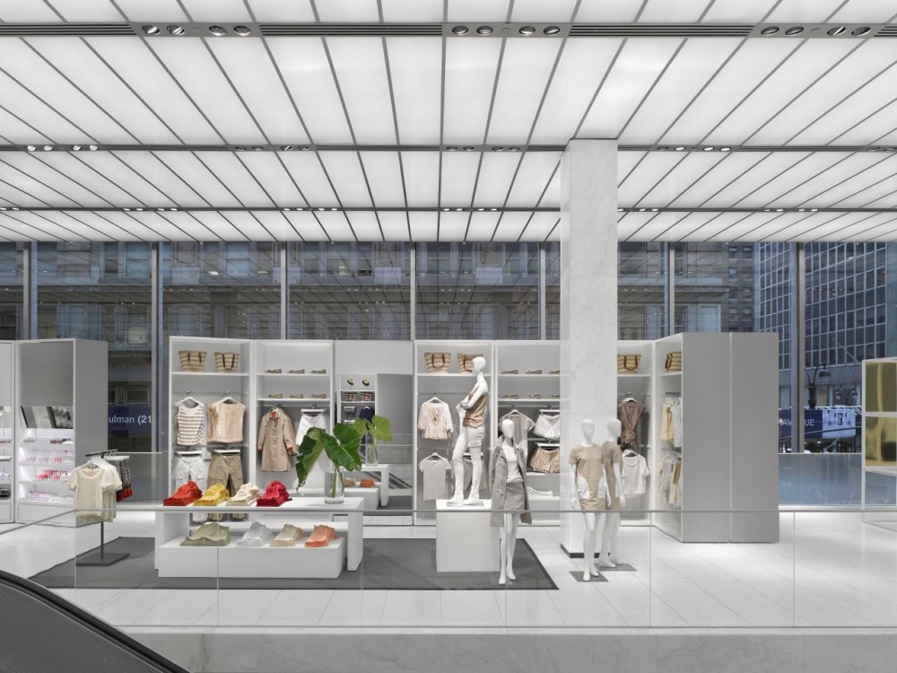 Joe Fresh New York flagship / Burdifilek