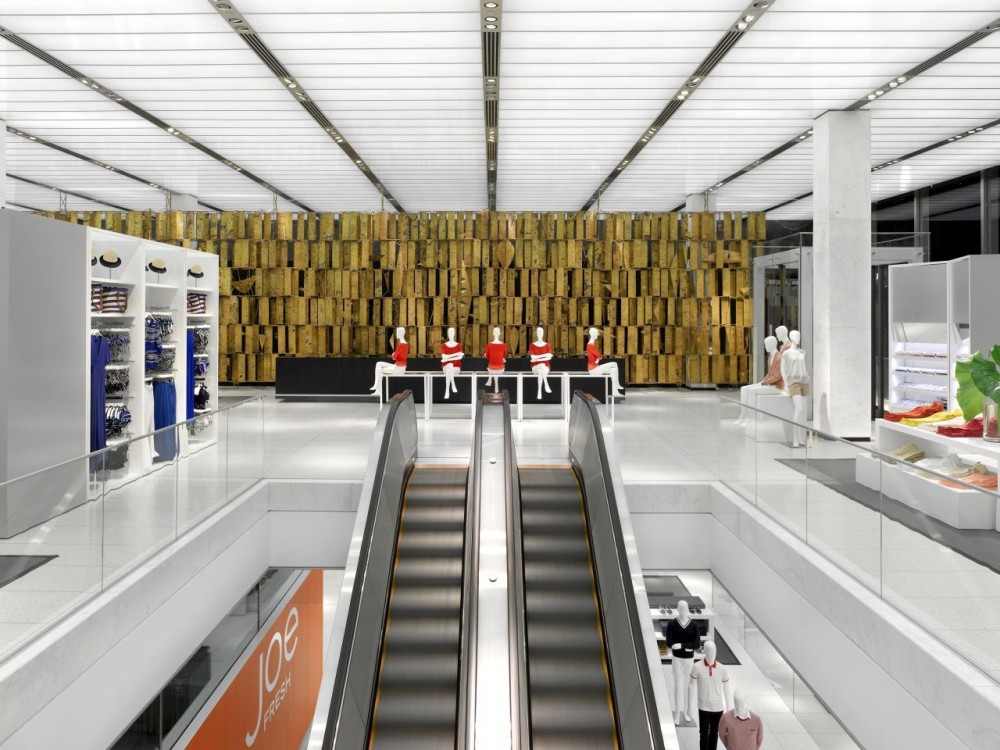 Joe Fresh New York flagship / Burdifilek