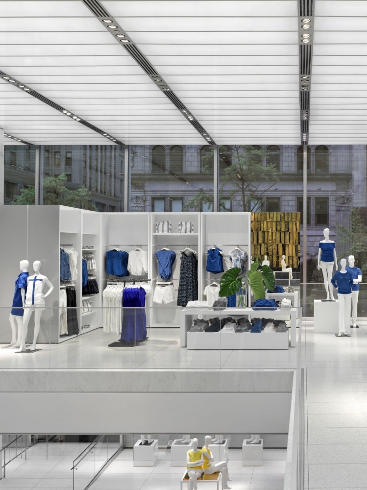 Joe Fresh New York flagship / Burdifilek
