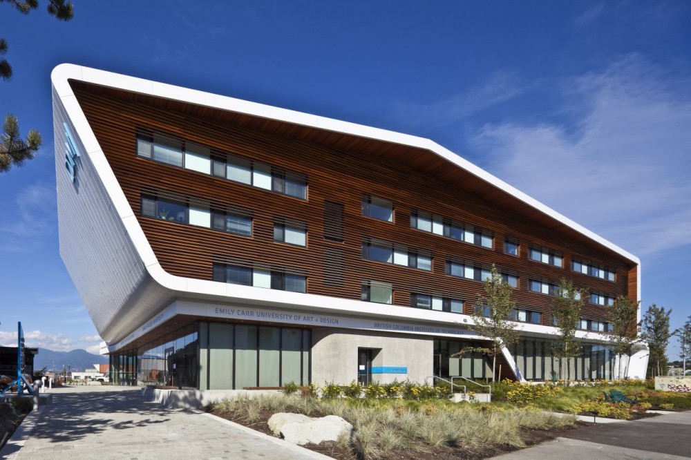 Centre for Digital Media / Musson Cattell Mackey Partnership Architects