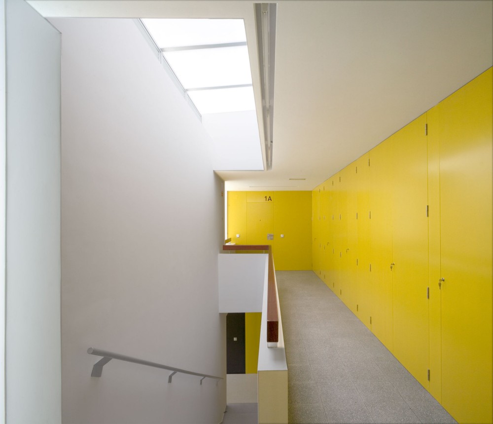 27 VPO / Equipo Olivares Arquitectos