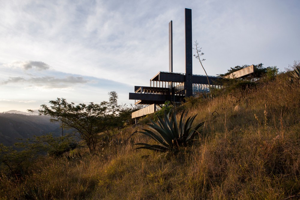 Algarrobos House / José María Sáez + Daniel Moreno Flores