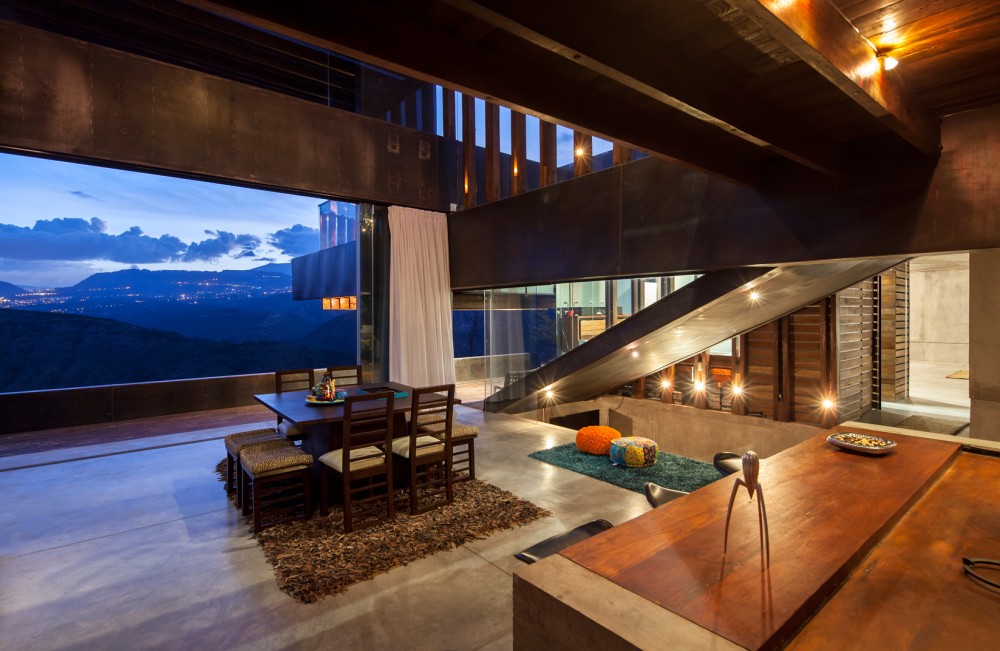 Algarrobos House / José María Sáez + Daniel Moreno Flores