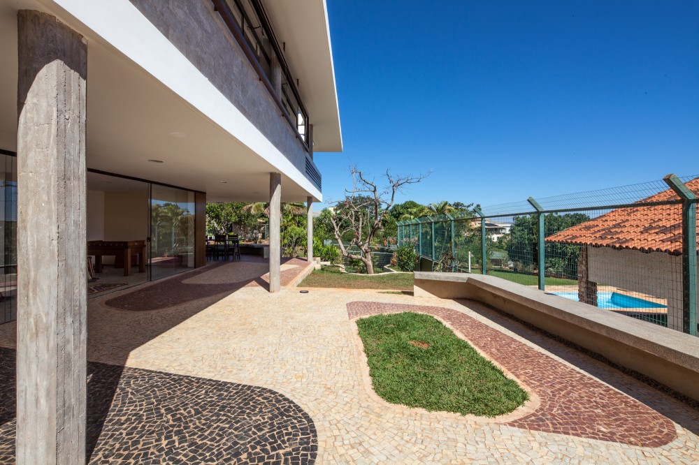 JPGN House / Macedo, Gomes & Sobreira