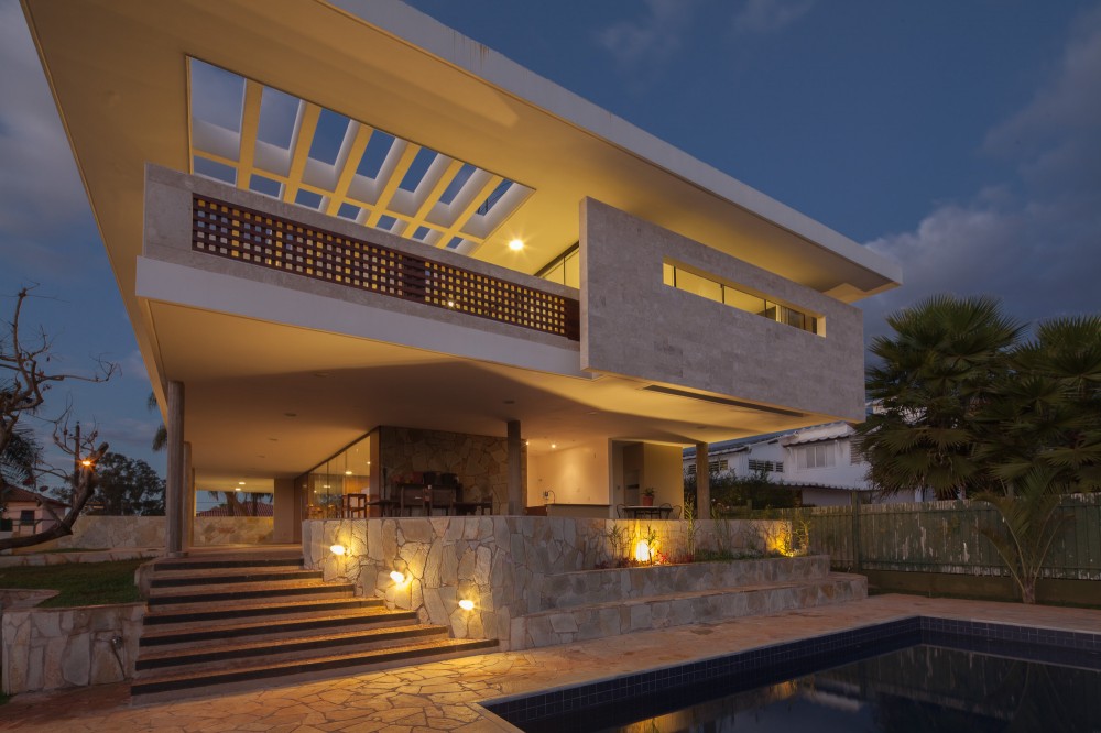 JPGN House / Macedo, Gomes & Sobreira