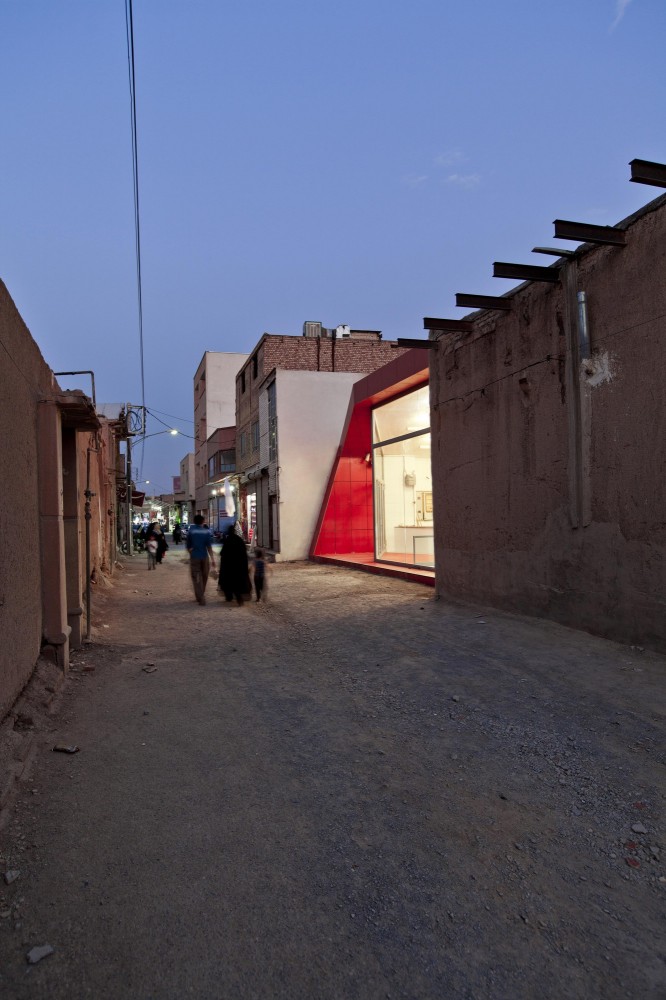 No Name Shop / Ali Dehghani, Ali Soltani & Atefeh Karbasi
