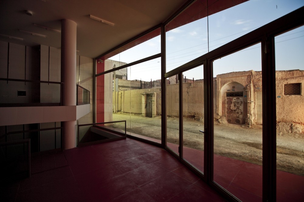 No Name Shop / Ali Dehghani, Ali Soltani & Atefeh Karbasi