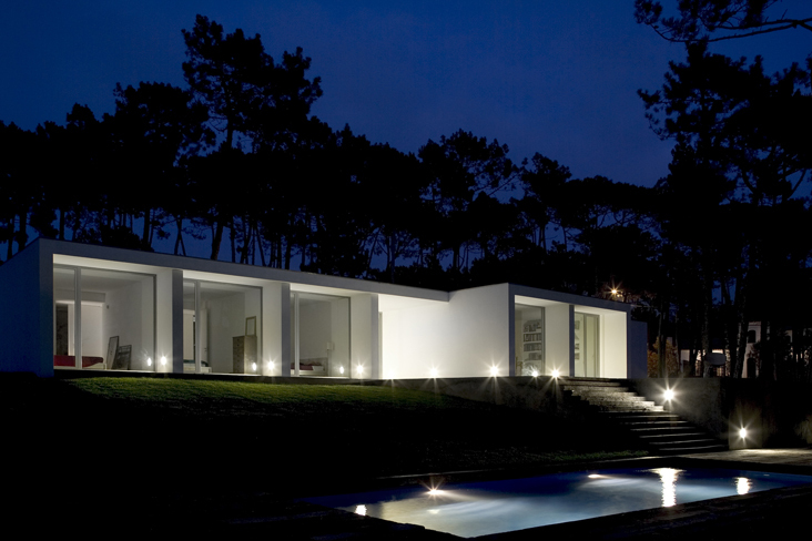 House in Colares / Frederico Valsassina Arquitectos