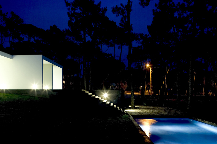 House in Colares / Frederico Valsassina Arquitectos