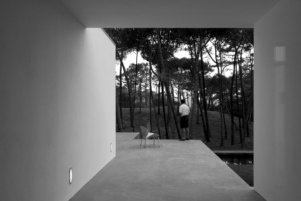 House in Colares / Frederico Valsassina Arquitectos