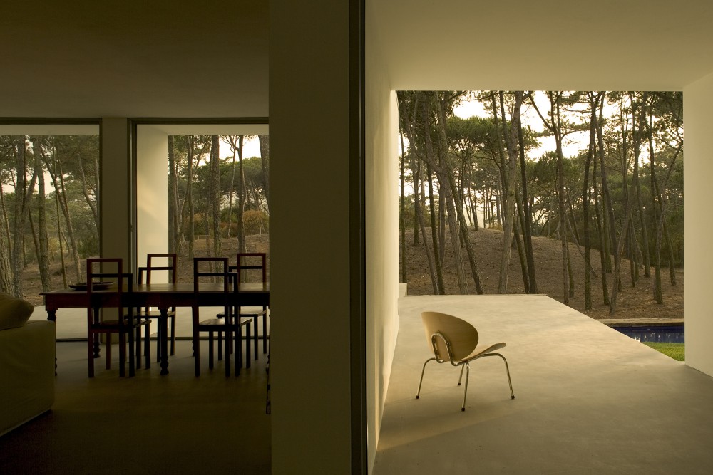 House in Colares / Frederico Valsassina Arquitectos