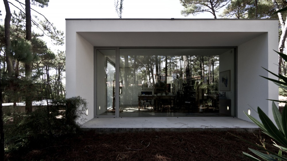 House in Colares / Frederico Valsassina Arquitectos