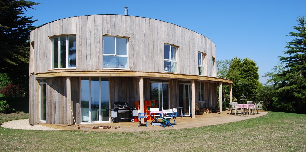 Tree Hut / Barnaby Gunning Architects