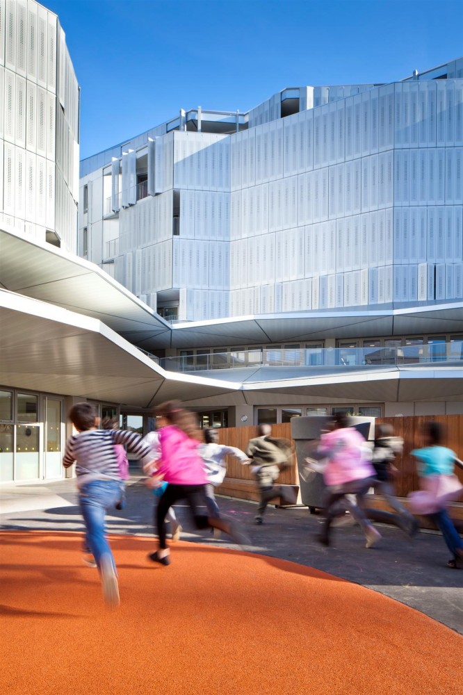 M9-C Building / BP Architectures