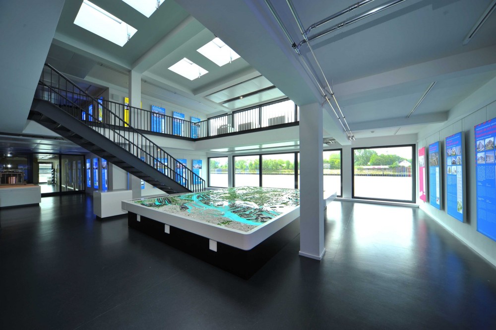 Iba Dock / Architech