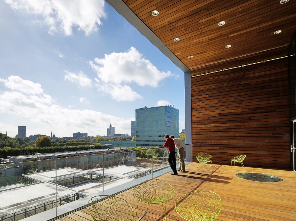 MetaForum / Ector Hoogstad Architecten