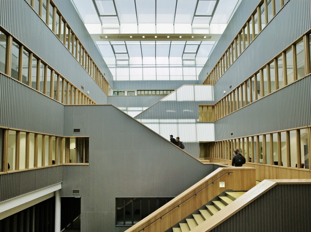 MetaForum / Ector Hoogstad Architecten