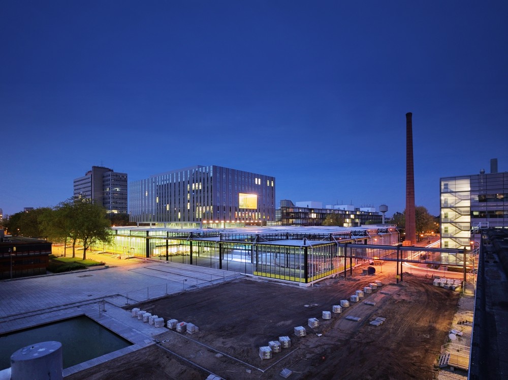 MetaForum / Ector Hoogstad Architecten