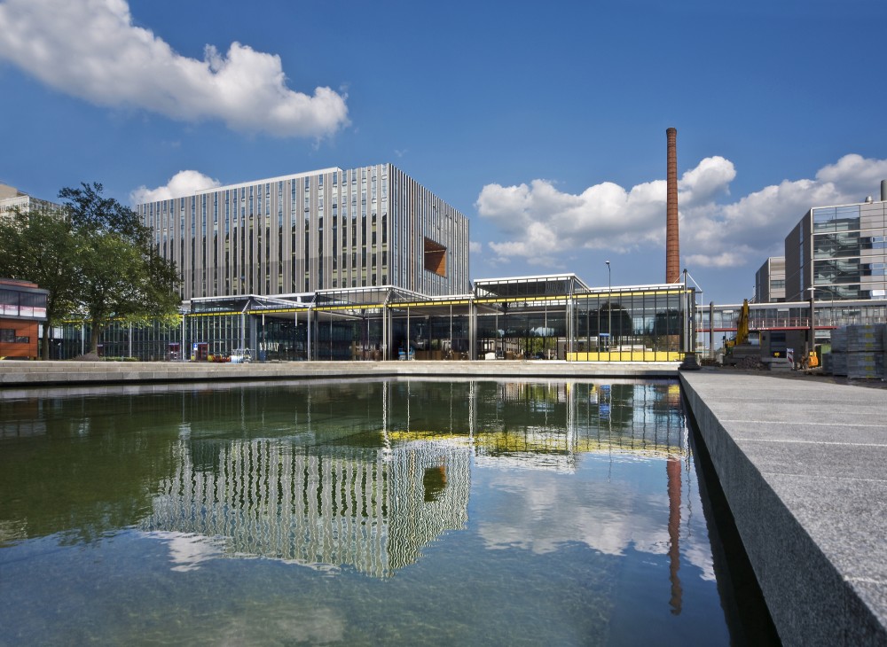 MetaForum / Ector Hoogstad Architecten