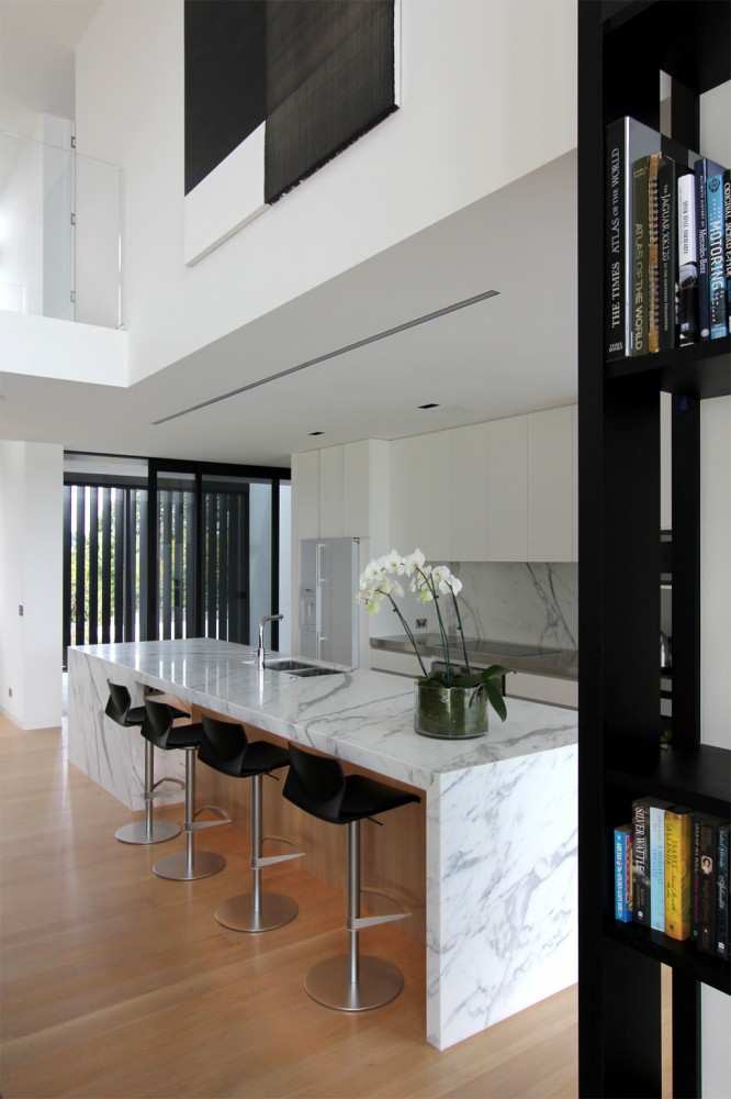 Lucerne / Daniel Marshall Architects