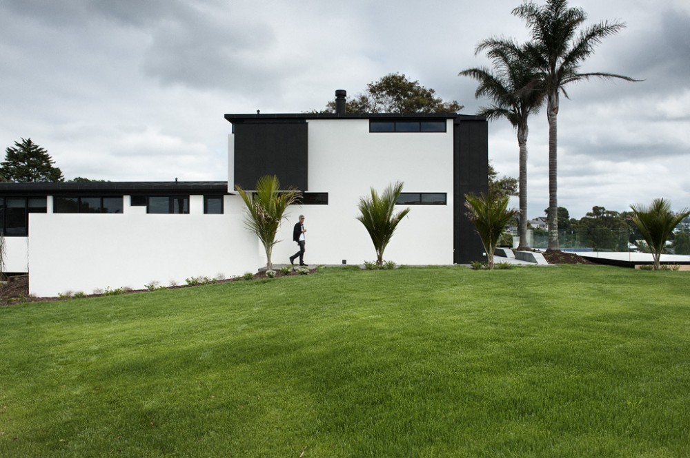 Lucerne / Daniel Marshall Architects
