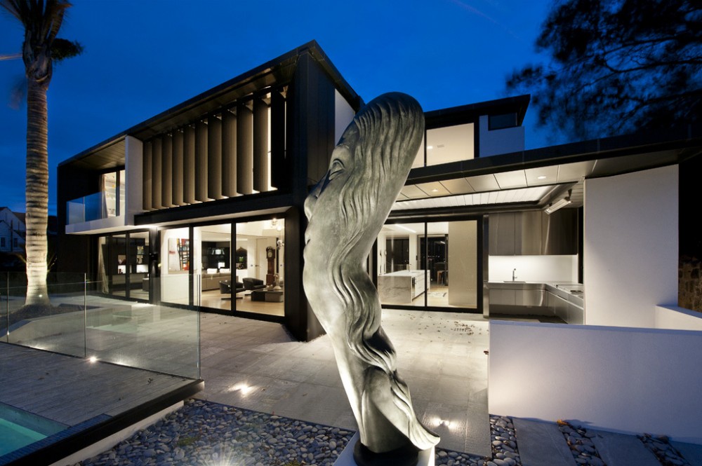 Lucerne / Daniel Marshall Architects