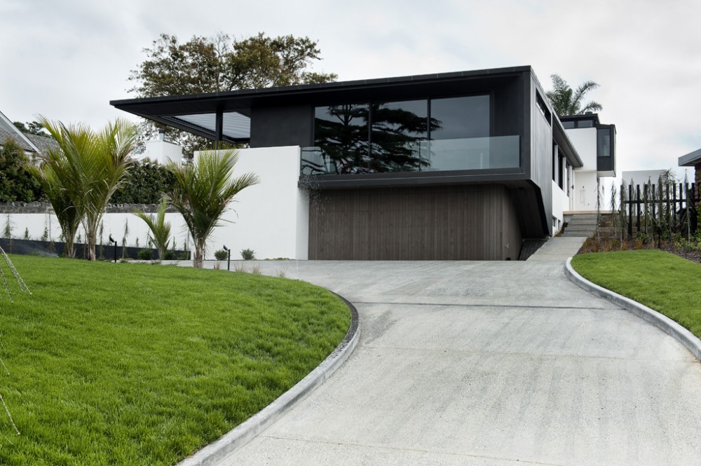 Lucerne / Daniel Marshall Architects