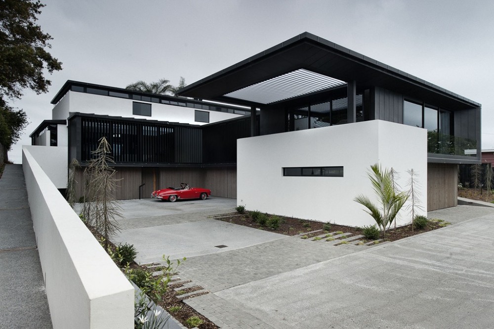 Lucerne / Daniel Marshall Architects