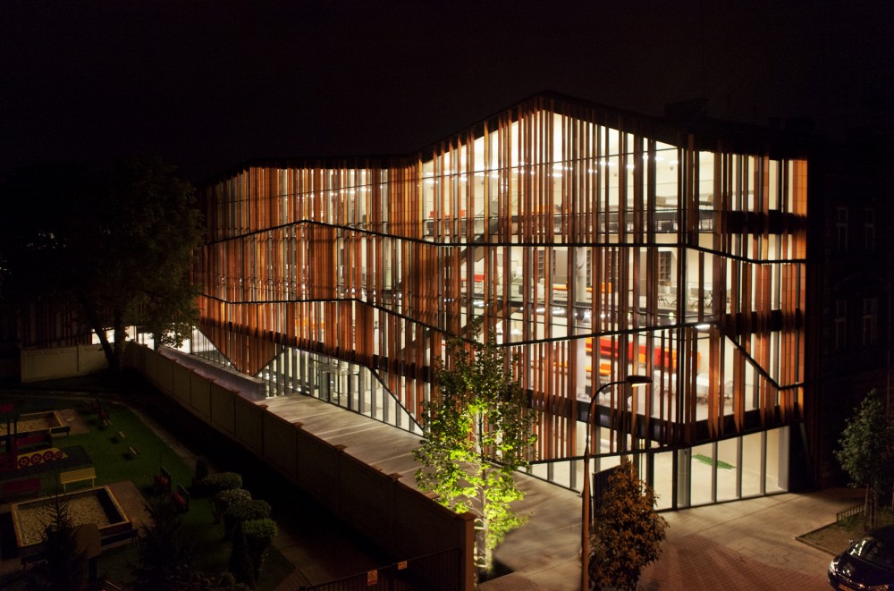 Małopolska Garden of Arts / Ingarden & Ewý Architects
