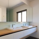 Splitters Creek House / Nest Architects Splitters Creek House / Nest Architects © Nic Granleese