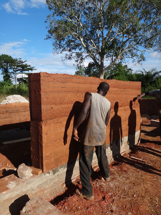 How to Re-Invent the African Mud Hut