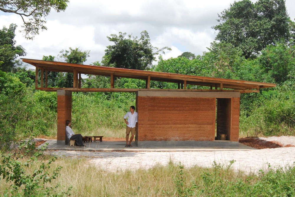How to Re-Invent the African Mud Hut